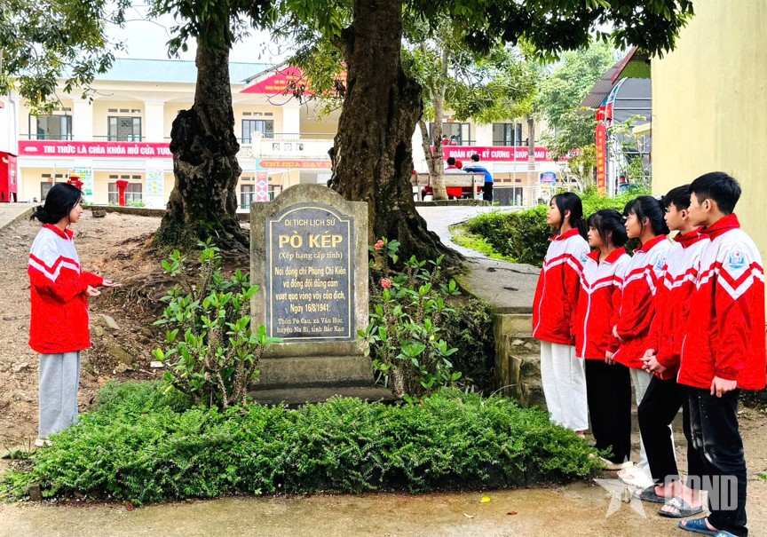 Học lịch sử từ những điều gần gũi